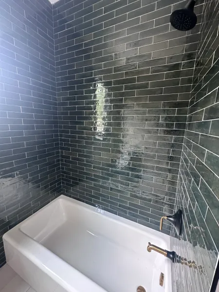 Bathroom & Shower Tile